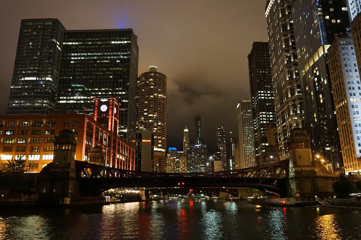 Chicago skyline along the Chicago River