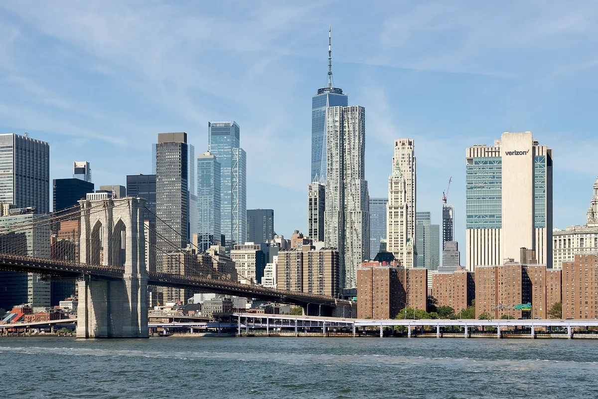 Manhattan skyline with the Brooklyn Bridge